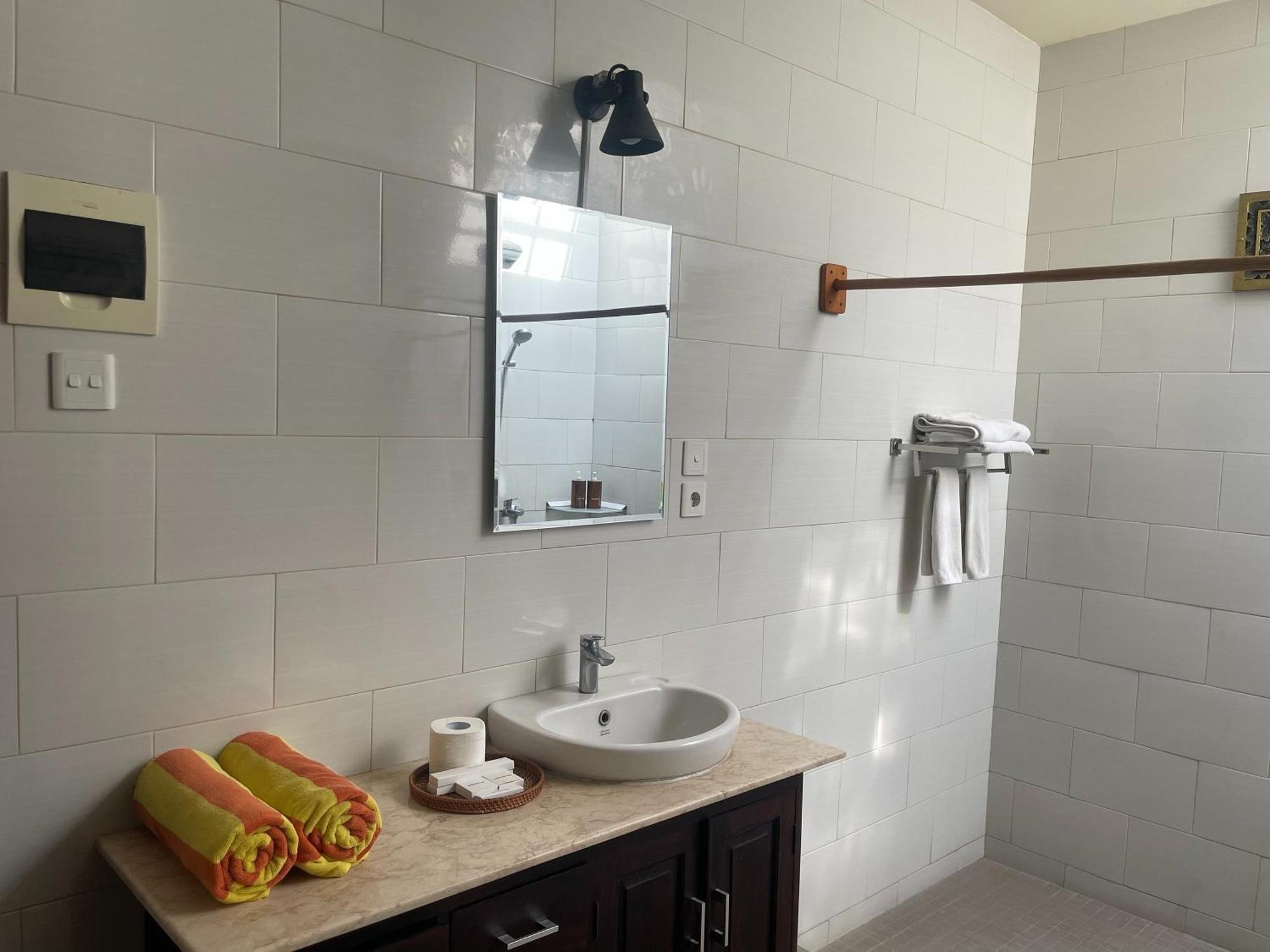 Graha Madesimon Otel Ketewel Dış mekan fotoğraf